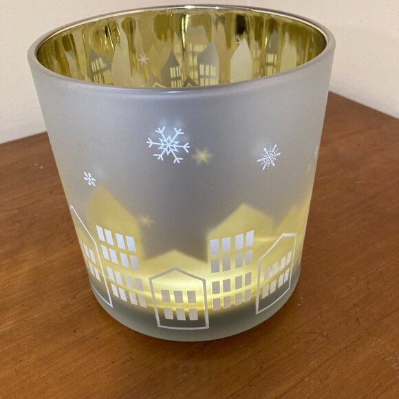 Candle Holder Decorative Frosted Glass Winter Scene - Picture 4 of 5
